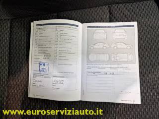 VOLKSWAGEN Touran usata, con Freno di stazionamento elettrico