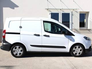 FORD Transit Courier usata, con Boardcomputer