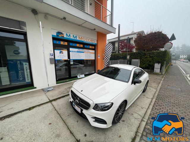 MERCEDES-BENZ E 220 usata, con Sensore di pioggia