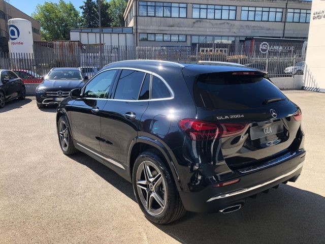MERCEDES-BENZ GLA 200 usata, con Volante in pelle