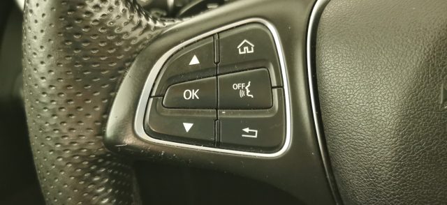 MERCEDES-BENZ C 200 usata 43