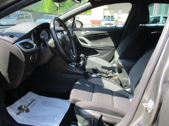 OPEL Astra usata, con Controllo trazione