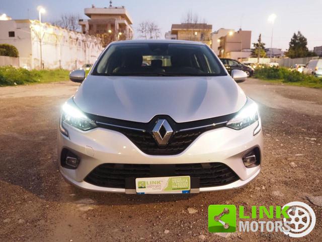 RENAULT Clio usata, con USB