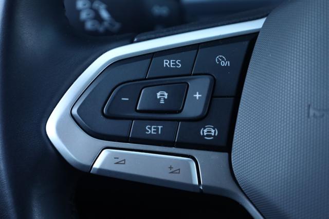 VOLKSWAGEN T-Roc usata, con Park Distance Control