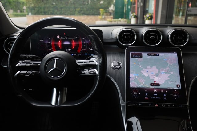 MERCEDES-BENZ C 200 usata, con Autoradio