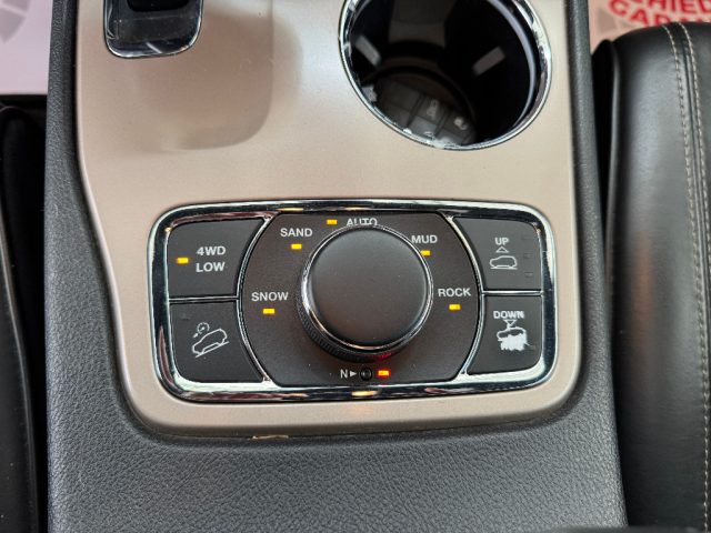 JEEP Grand Cherokee usata 37