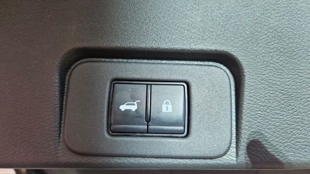 NISSAN X-Trail usata, con Sistema di navigazione