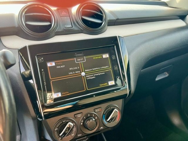 SUZUKI Swift usata, con Controllo elettronico della corsia
