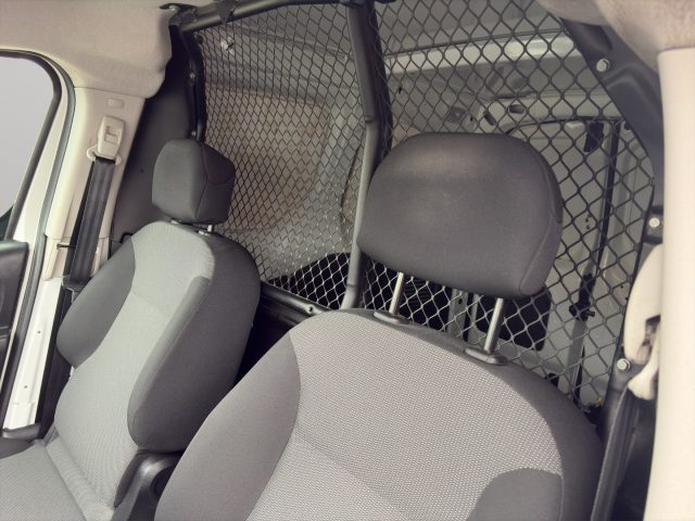 PEUGEOT Partner usata 16