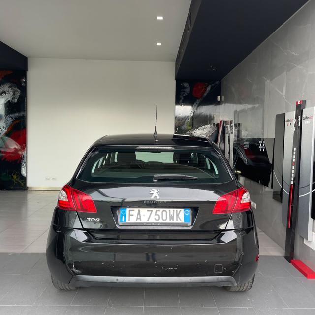 PEUGEOT 308 usata, con Airbag Passeggero