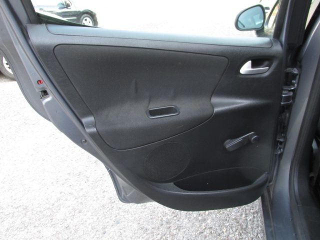 PEUGEOT 207 usata 38