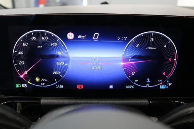 MERCEDES-BENZ GLA 200 usata, con Sistema di navigazione