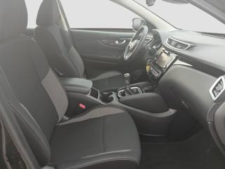 NISSAN Qashqai usata, con USB
