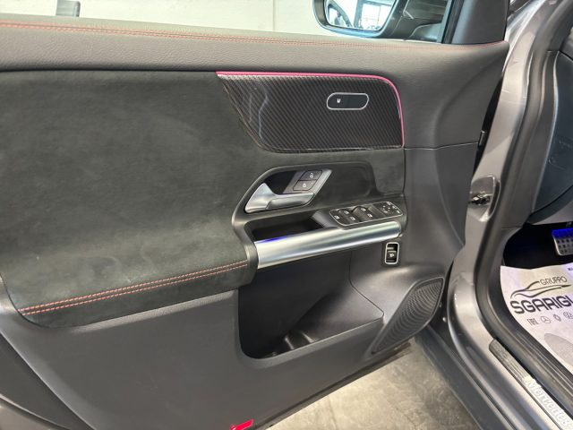 MERCEDES-BENZ GLA 180 usata, con Chiusura centralizzata telecomandata