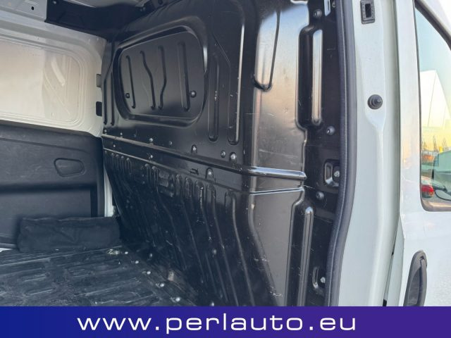 OPEL Combo usata, con Servosterzo