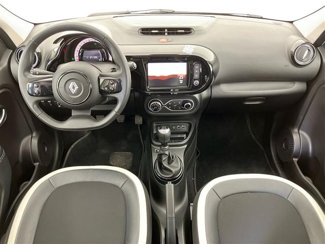 RENAULT Twingo usata 8