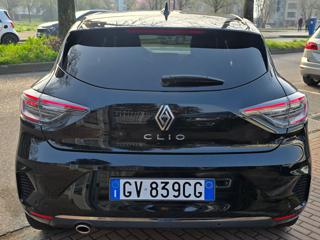 RENAULT Clio usata, con Autoradio