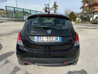 LANCIA Ypsilon usata, con Autoradio