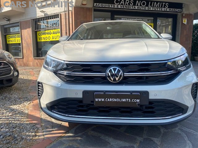VOLKSWAGEN Taigo usata, con Autoradio