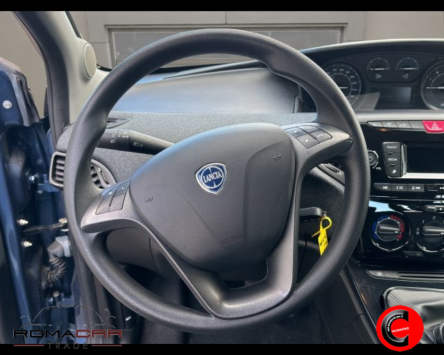 LANCIA Ypsilon usata, con Autoradio digitale