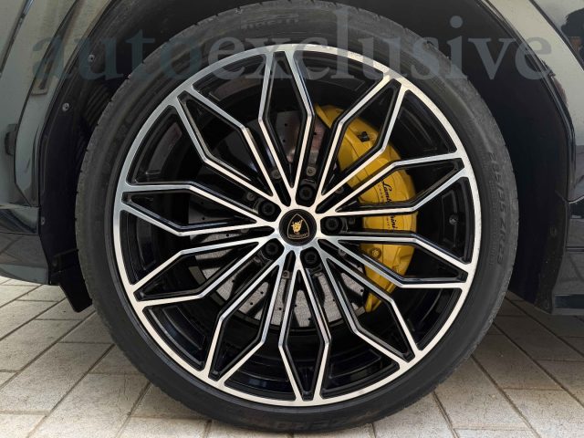 LAMBORGHINI Urus usata, con Airbag testa