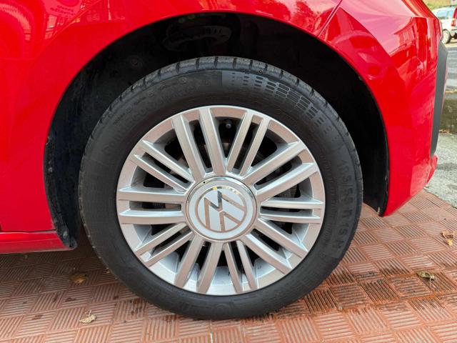 VOLKSWAGEN up! usata, con Sensori di parcheggio posteriori