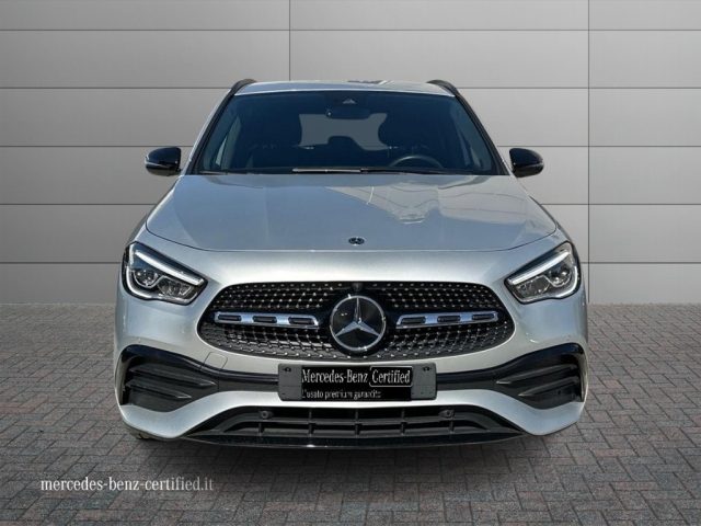 MERCEDES-BENZ GLA 200 usata, con Airbag laterali