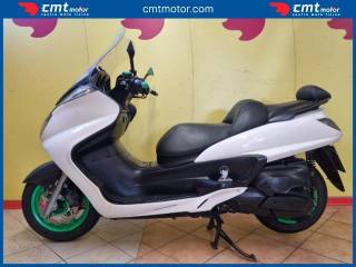 YAMAHA Majesty 400 usata 1