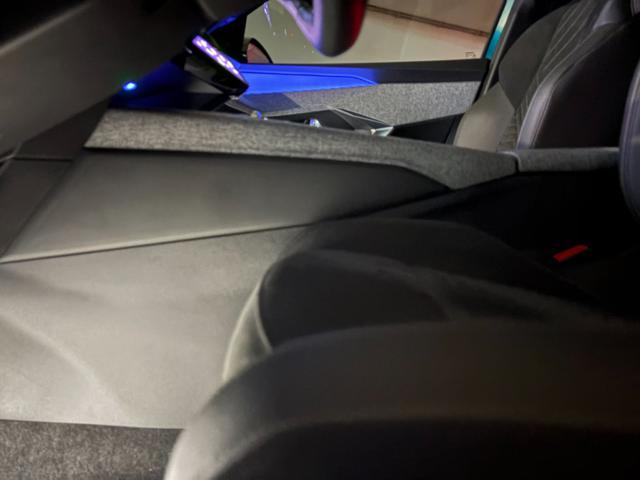 PEUGEOT 3008 usata, con Volante multifunzione