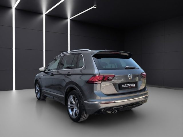 VOLKSWAGEN Tiguan usata, con Airbag laterali