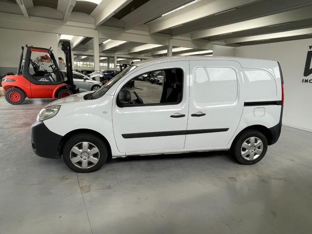 RENAULT Kangoo usata, con Autoradio