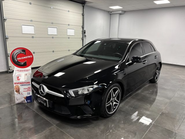 MERCEDES-BENZ A 180 usata, con Frenata d