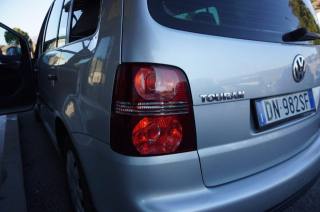 VOLKSWAGEN Touran usata, con Servosterzo