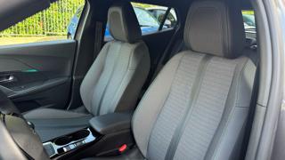 PEUGEOT 2008 usata, con Portapacchi