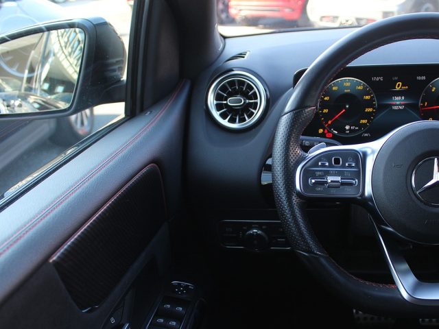 MERCEDES-BENZ B 180 usata, con USB