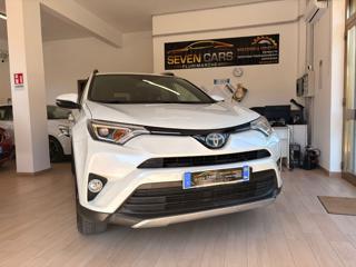 TOYOTA RAV 4 MY23 usata, con Airbag