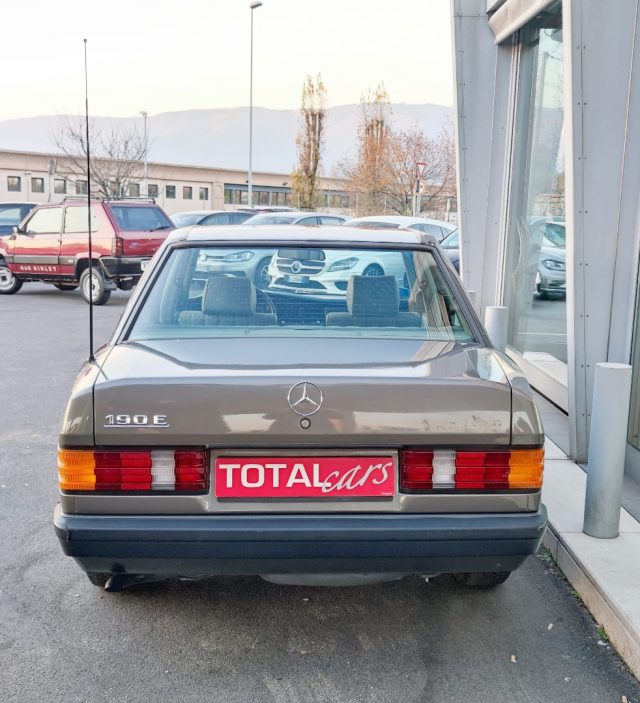 MERCEDES-BENZ 190 usata 7