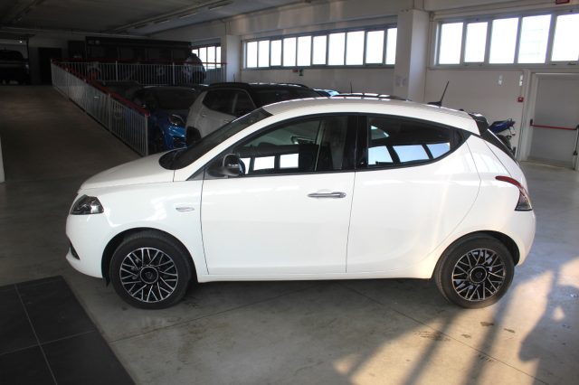 LANCIA Ypsilon usata, con Airbag laterali