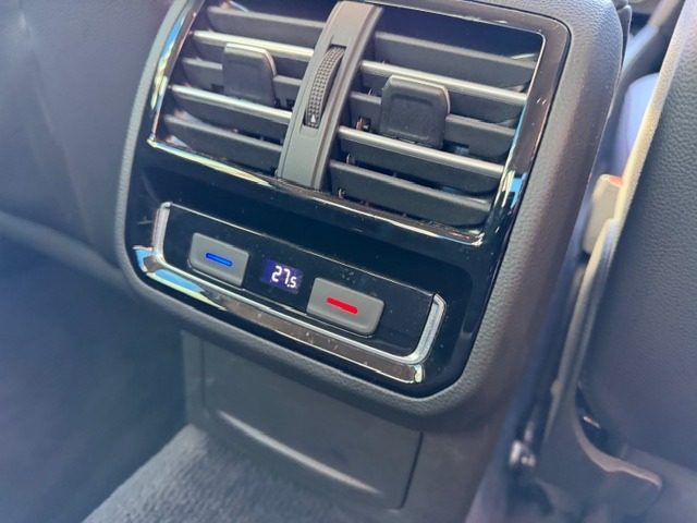 VOLKSWAGEN Passat usata, con Controllo automatico clima