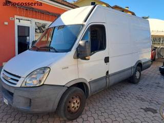 IVECO Daily 35.12 furgone
