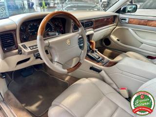 JAGUAR XJ usata, con Chiusura centralizzata
