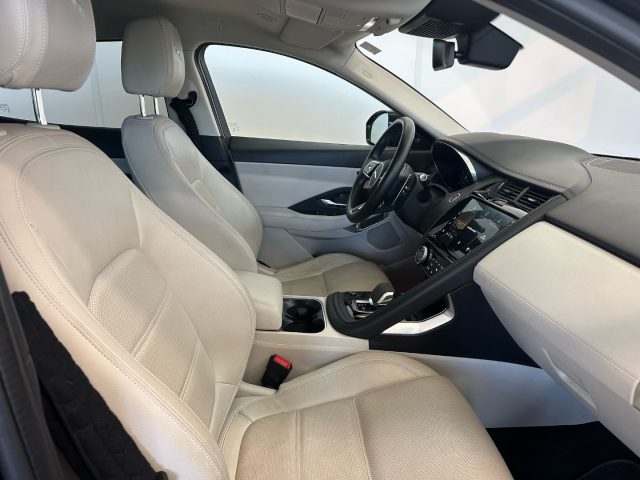 JAGUAR E-Pace usata, con Specchietti laterali elettrici