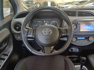 TOYOTA Yaris usata, con Volante in pelle
