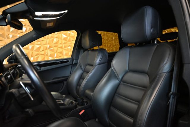 PORSCHE Macan usata 28