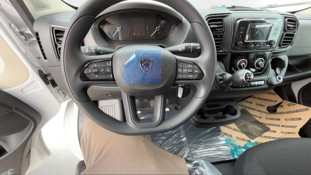 PEUGEOT Boxer usata, con Climatizzatore