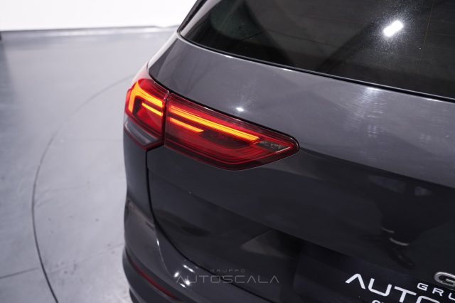 VOLKSWAGEN Golf Variant usata, con Airbag testa