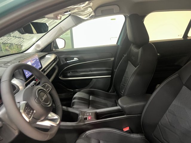 JEEP Avenger usata, con MP3