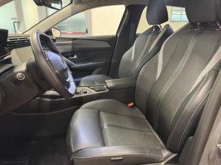 PEUGEOT 308 usata, con Sistema di navigazione