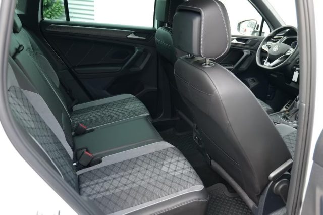 VOLKSWAGEN Tiguan usata, con Vetri oscurati