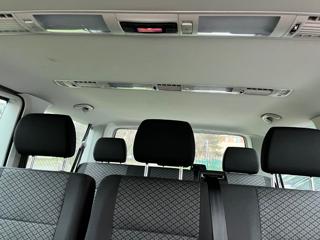 VOLKSWAGEN Caravelle usata, con USB